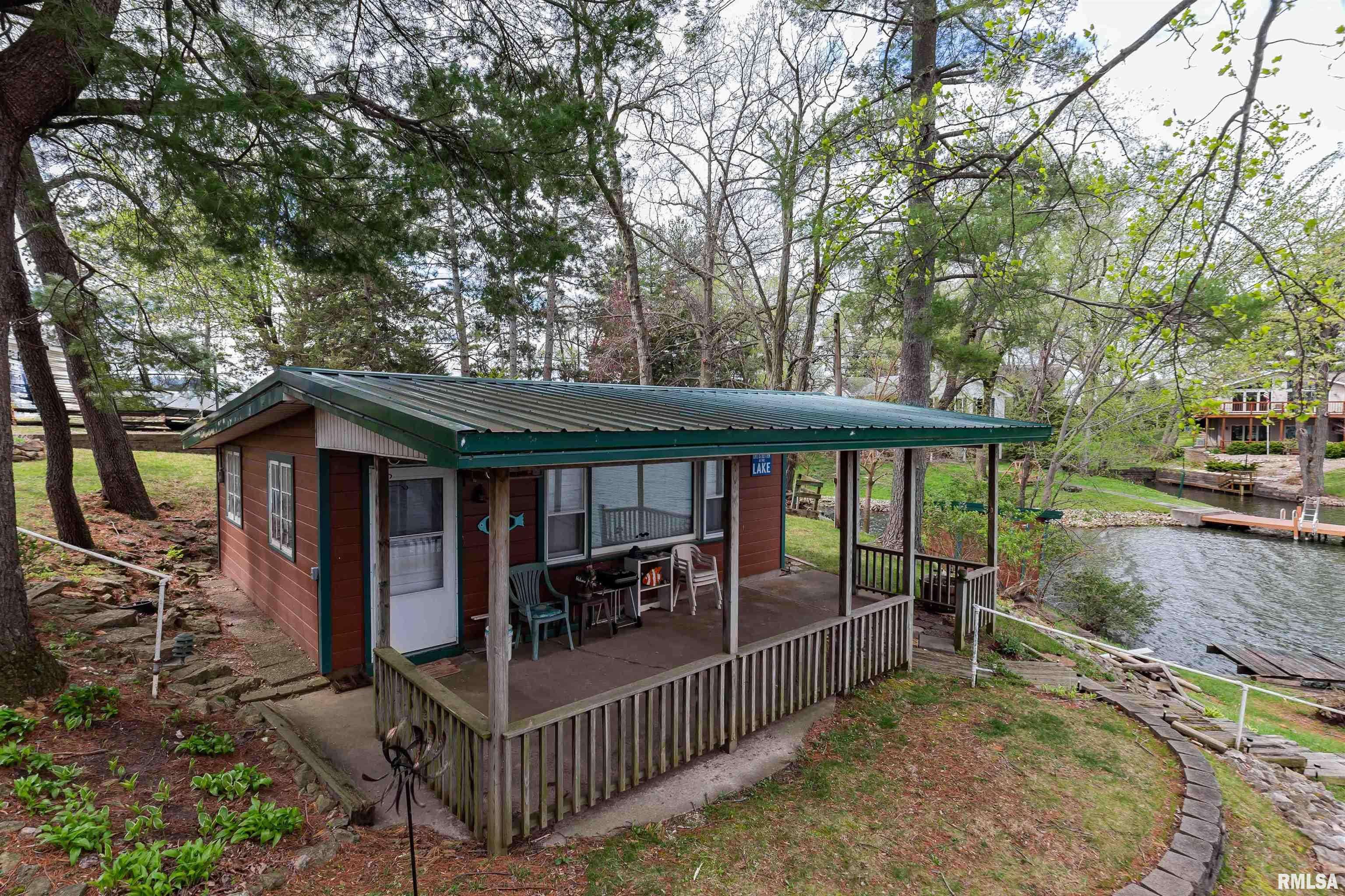 205 LAKE WARREN DR, Monmouth, IL 61462
