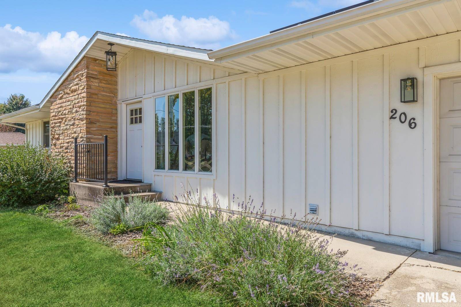 Annawan, IL 61234-7700,206 N STATE ST