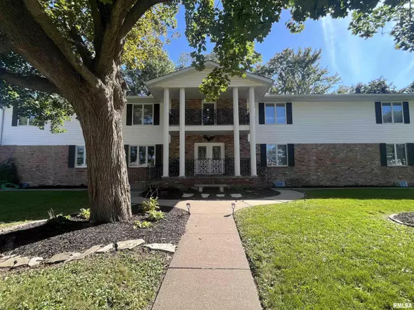 807 3RD ST #2, Durant, IA 52747