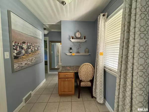 Coal Valley, IL 61240,2512 W 3RD ST