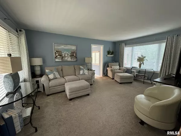 Coal Valley, IL 61240,2512 W 3RD ST