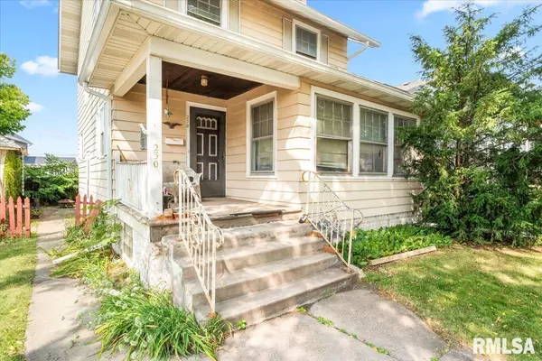 Davenport, IA 52803,230 E GARFIELD ST