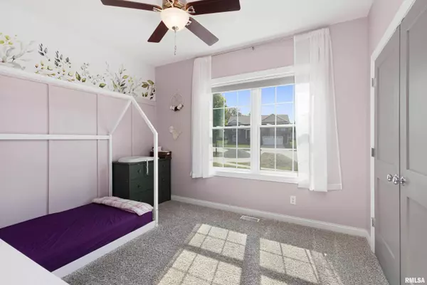 Davenport, IA 52807,5014 Leprechaun DR