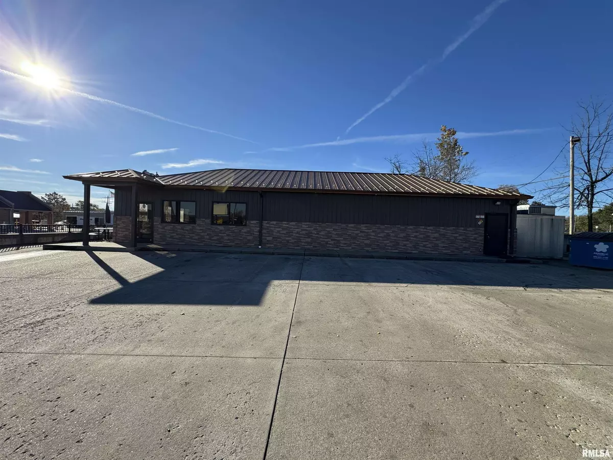 Goreville, IL 62939,108 N BROADWAY