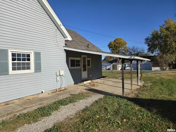 Mt Sterling, IL 62353,305 W NORTH ST