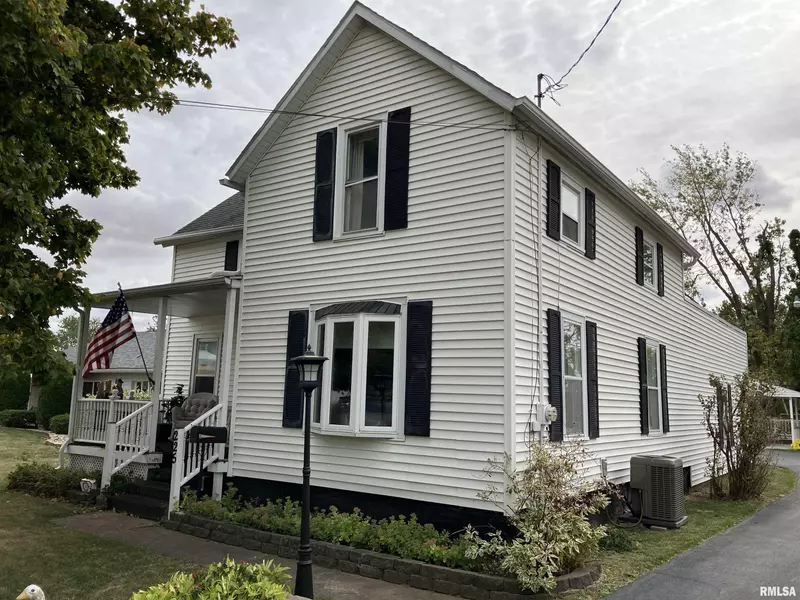225 W GARFIELD ST, Kewanee, IL 61443