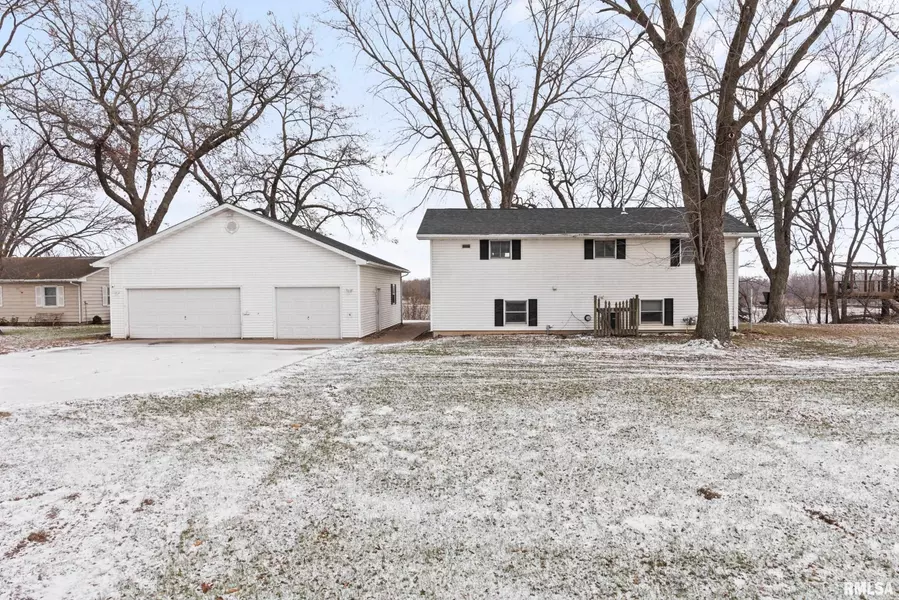 1161 NOBLE AVE, Atalissa, IA 52720