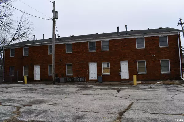 Davenport, IA 52803,122 E 17TH ST