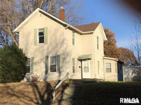 Davenport, IA 52803,2307 FARNAM ST