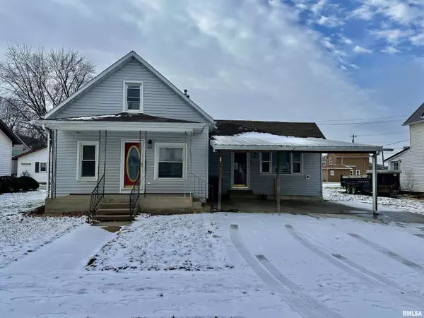 21 S MAIN ST, Preston, IA 52069