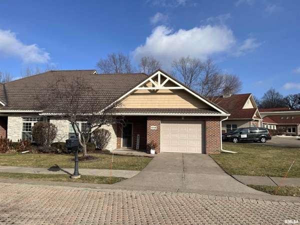 1018 2ND Street Court, Moline, IL 61265