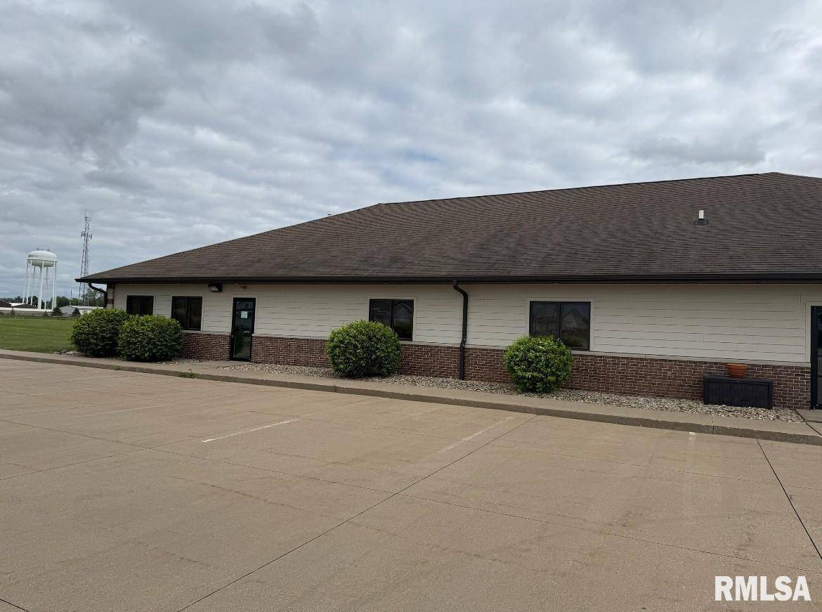 Monmouth, IL 61452,1001 N G ST