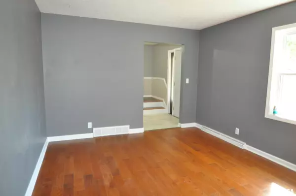 Davenport, IA 52807,2206 E 32ND ST