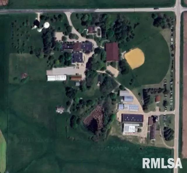 12200 104TH ST, Coal Valley, IL 61240