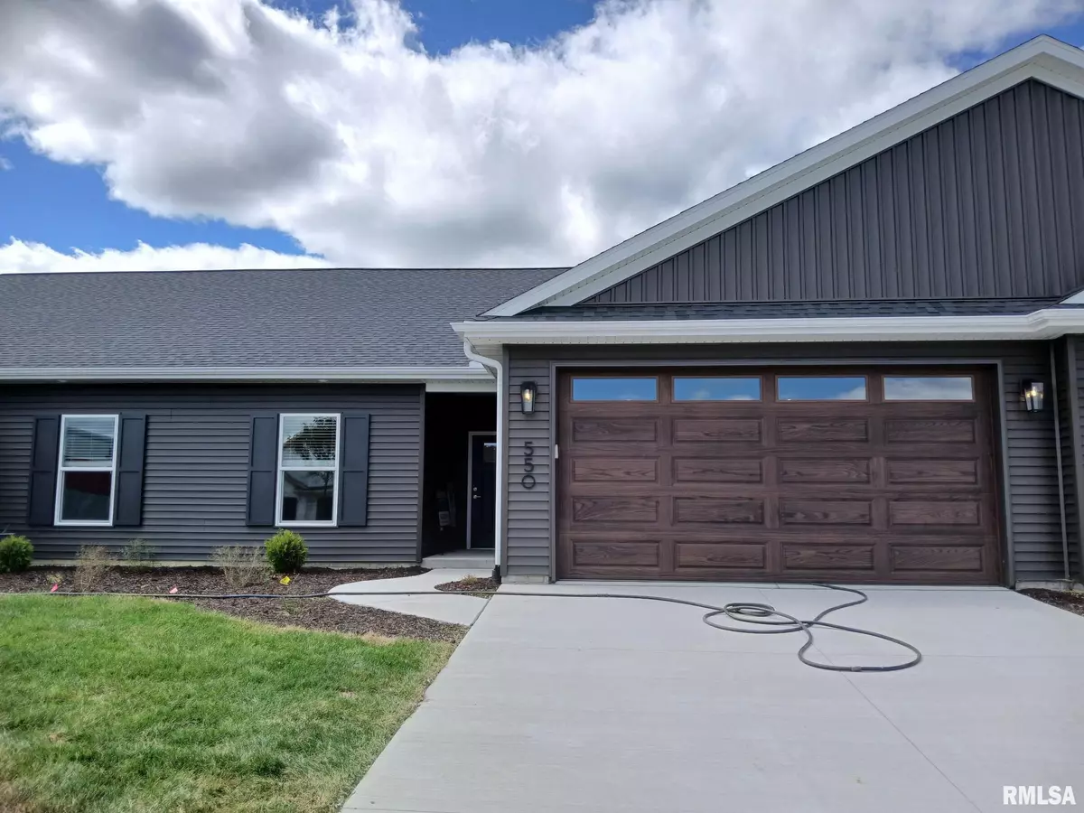 Eldridge, IA 52748,550 N 3RD AVE