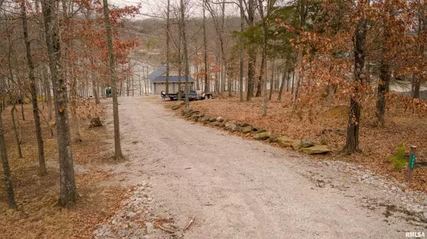 3645 Parrish Ridge LN, Goreville, IL 62939