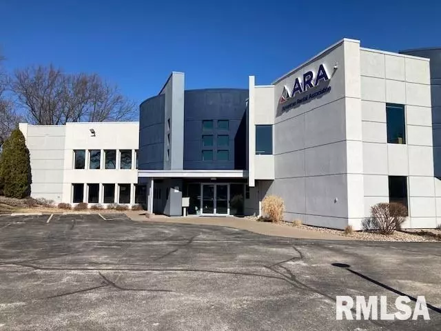 Moline, IL 61265,1900 19TH ST