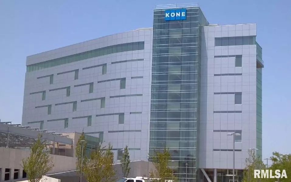 1 Kone CT #201, Moline, IL 61265