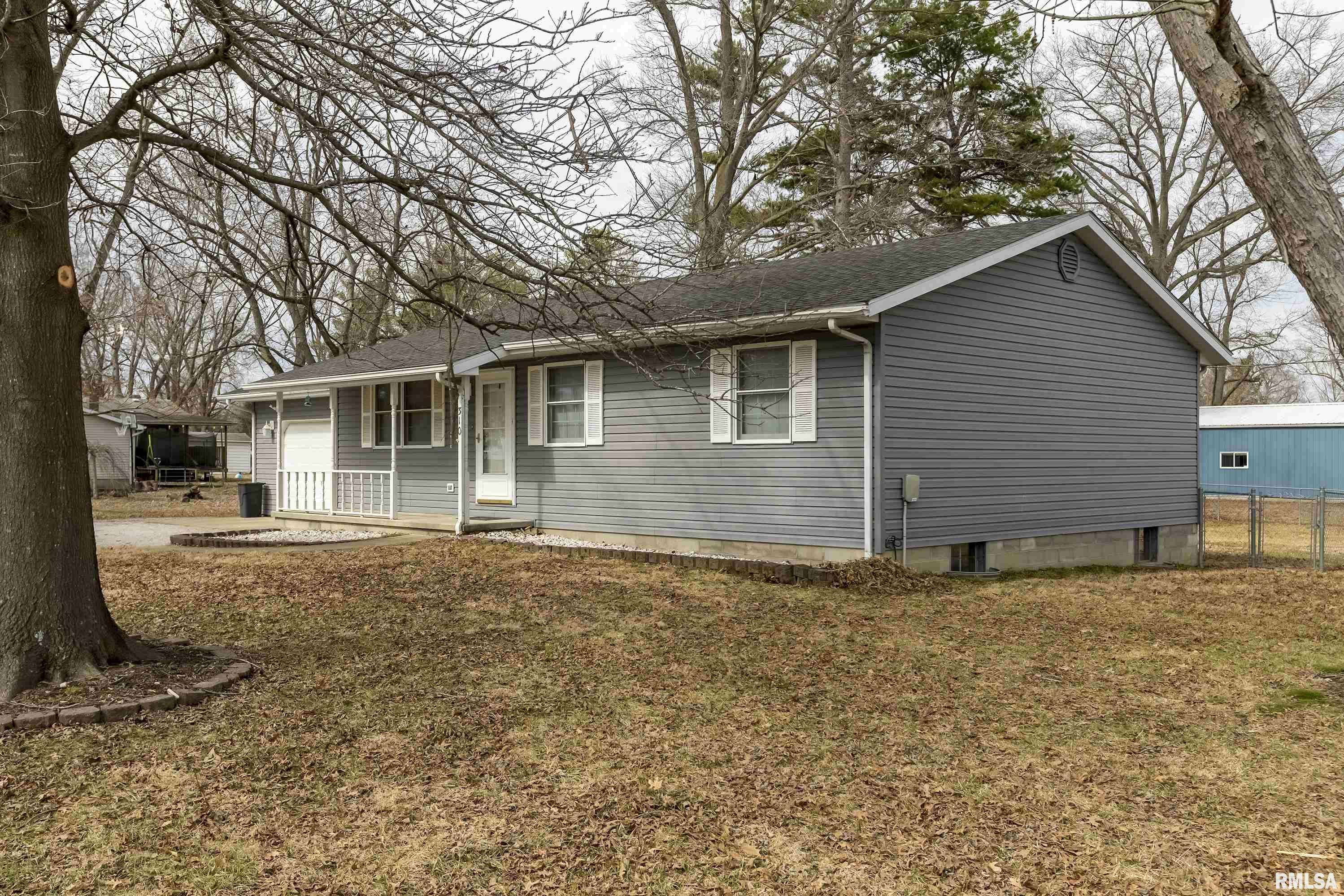 Galatia, IL 62935,310 E LEGION ST