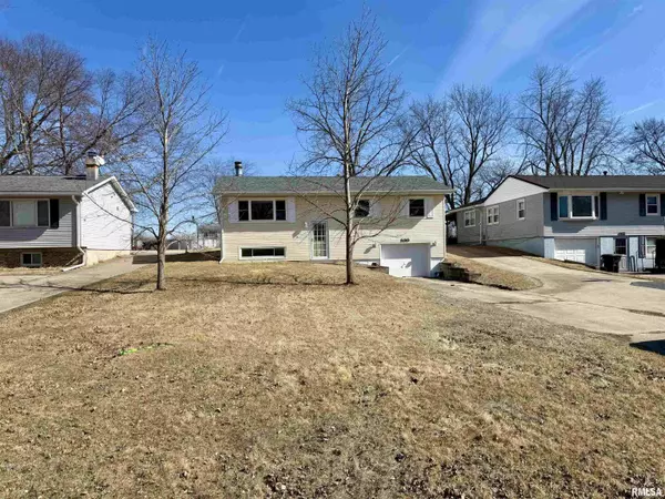 530 GREENWAY AVE, Colona, IL 61241