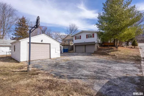 Port Byron, IL 61275,701 N HIGH ST