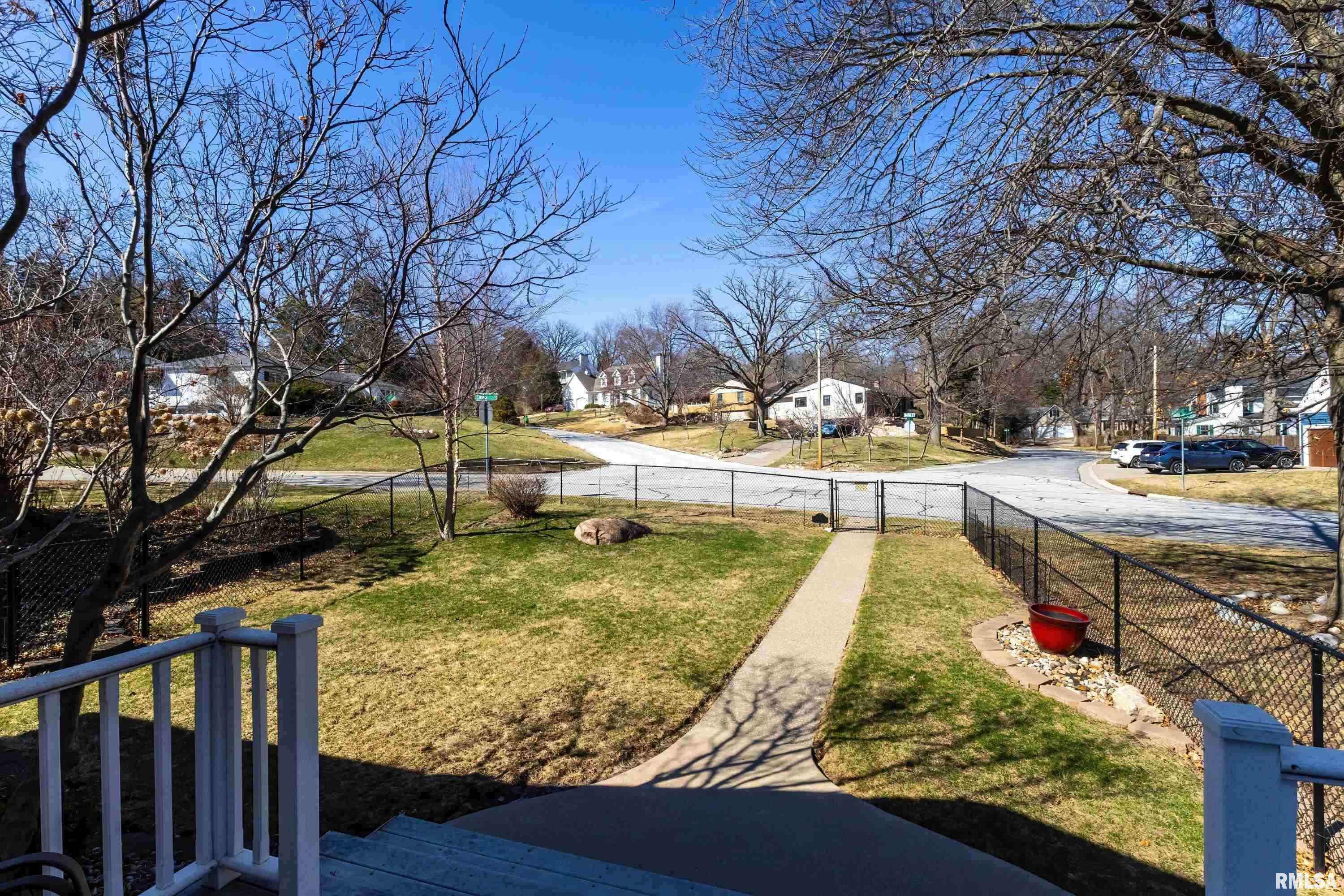 Bettendorf, IA 52722,223 CUSTER TER