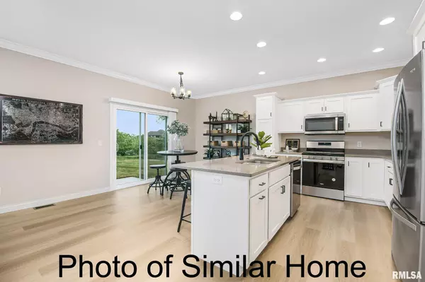 Bettendorf, IA 52722,3808 ORCHARD DR