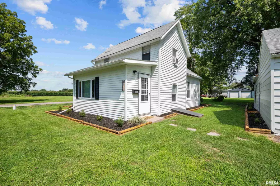 311 W ILLINOIS ST, Joy, IL 61260