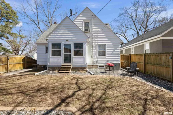 Davenport, IA 52803,2730 TREMONT AVE