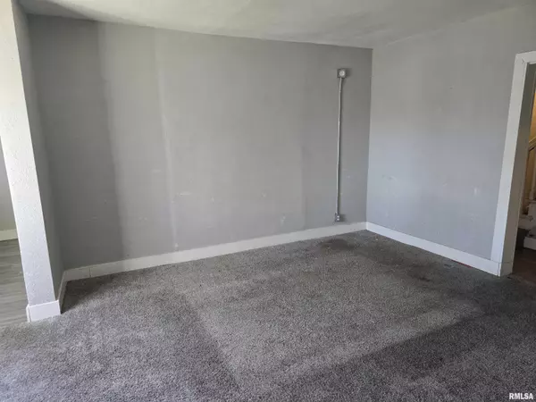 Davenport, IA 52803,616 E 6TH ST