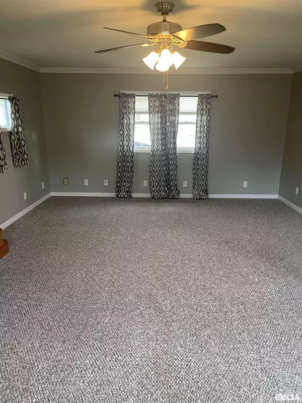 Buffalo, IA 52728,730 3RD ST