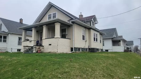 Davenport, IA 52804,1742 N HOWELL ST