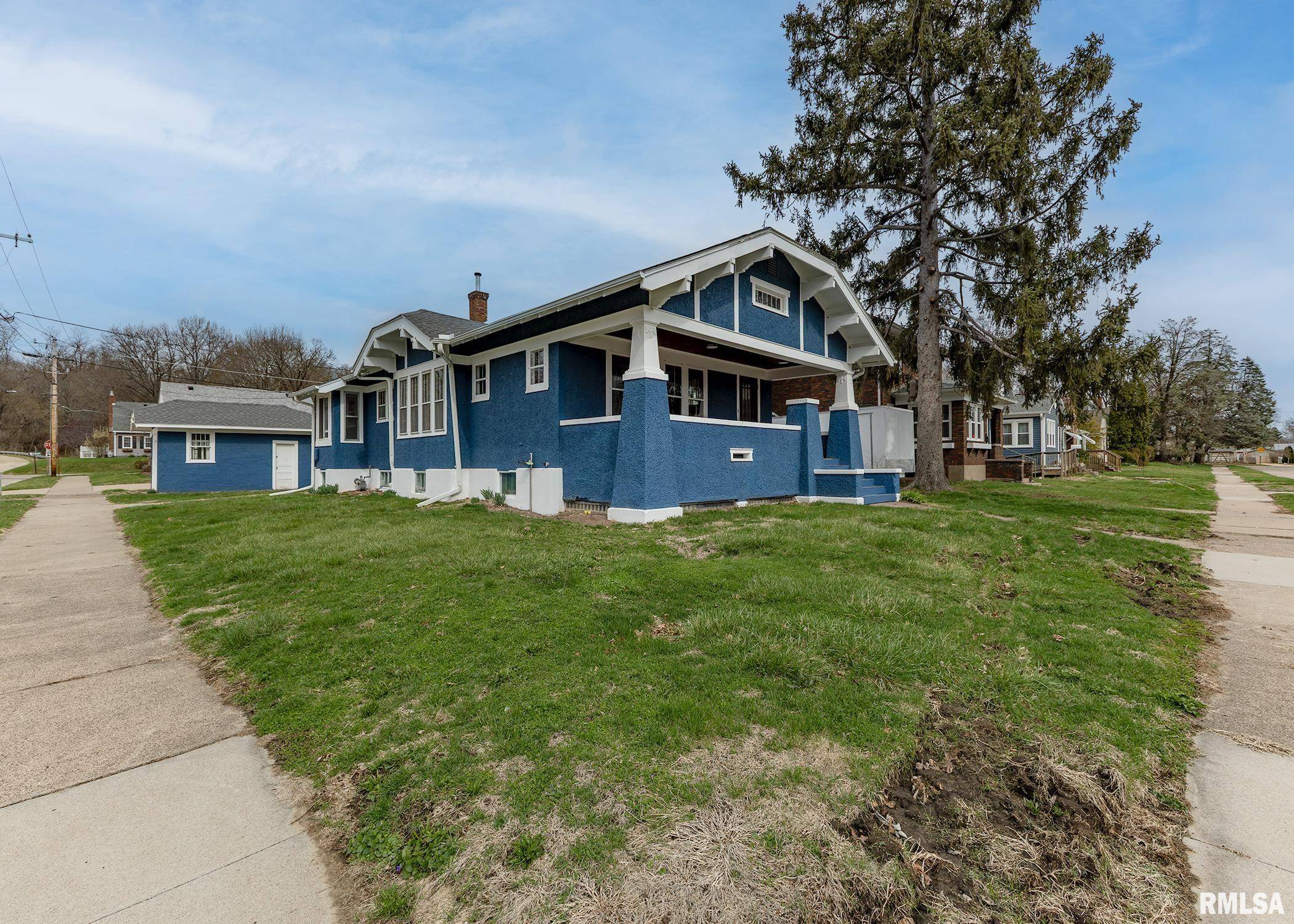 Clinton, IA 52732,802 PARK PL