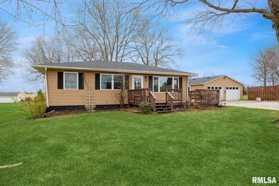 319 N 1ST ST, Long Grove, IA 52756