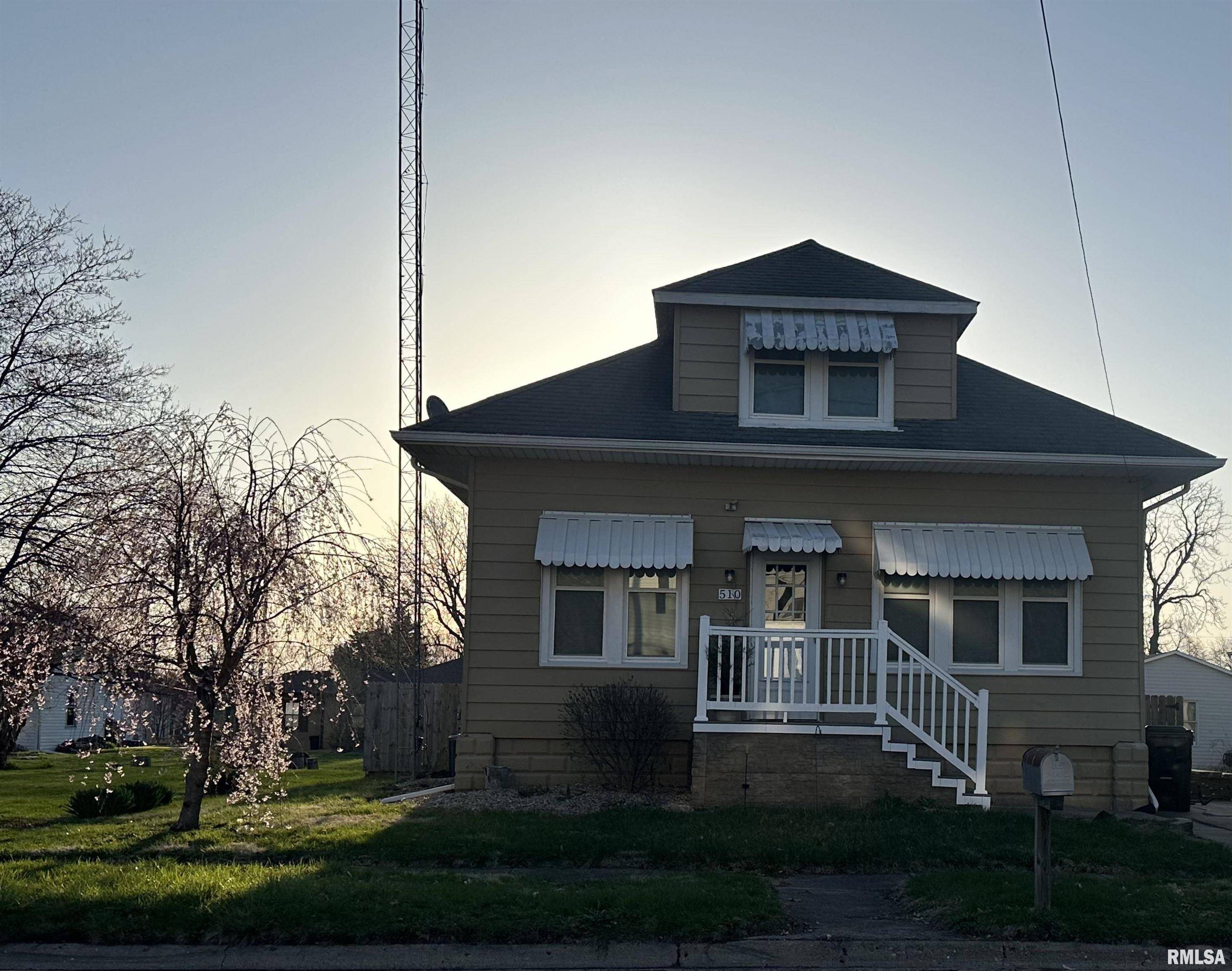 510 S SANTA FE AVE, Princeville, IL 61559