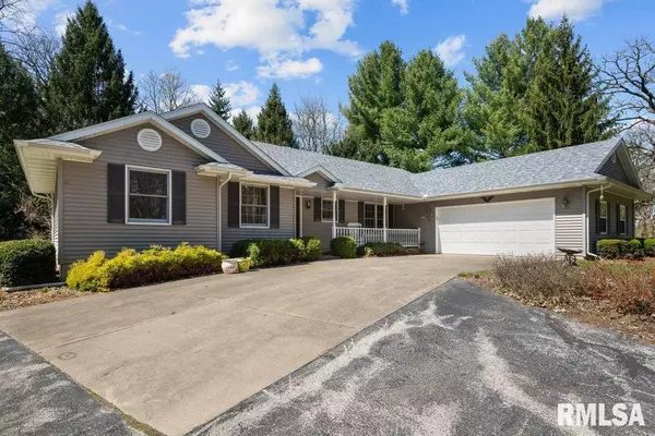 8861 E 1000th ST, Cambridge, IL 61238
