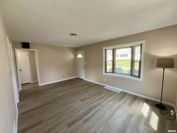 Rock Island, IL 61201,2848 39TH AVE