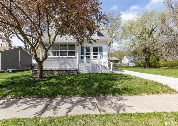 2119 44TH ST, Moline, IL 61265