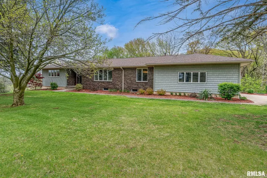 9211 88TH Street West, Taylor Ridge, IL 61284-9654