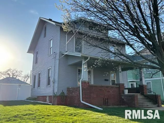 713 HENRY ST, Kewanee, IL 61443