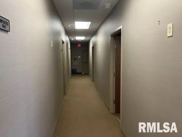 Moline, IL 61265,Address not disclosed
