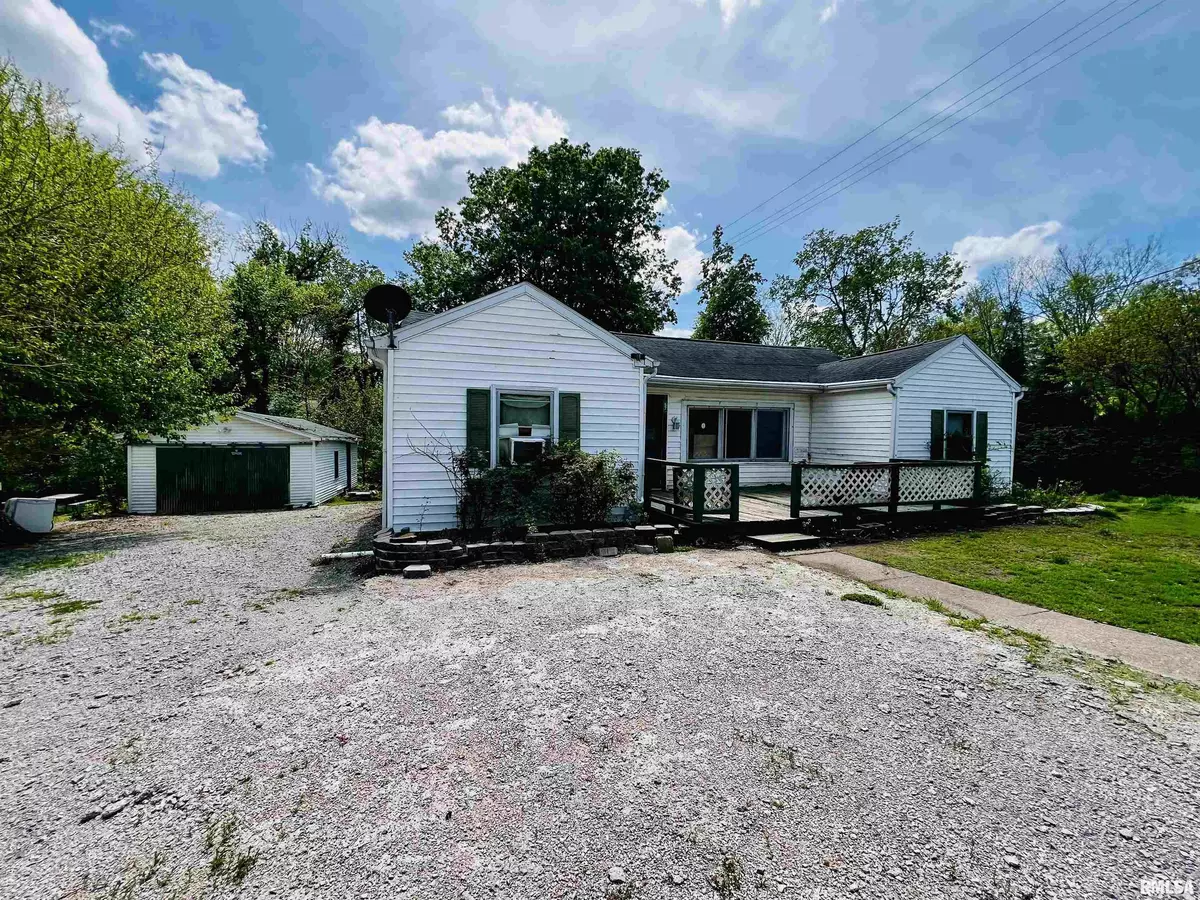 New Burnside, IL 62967,57 W 3RD ST