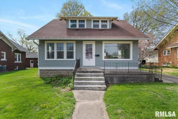 Geneseo, IL 61254-1752,523 S OAKWOOD AVE