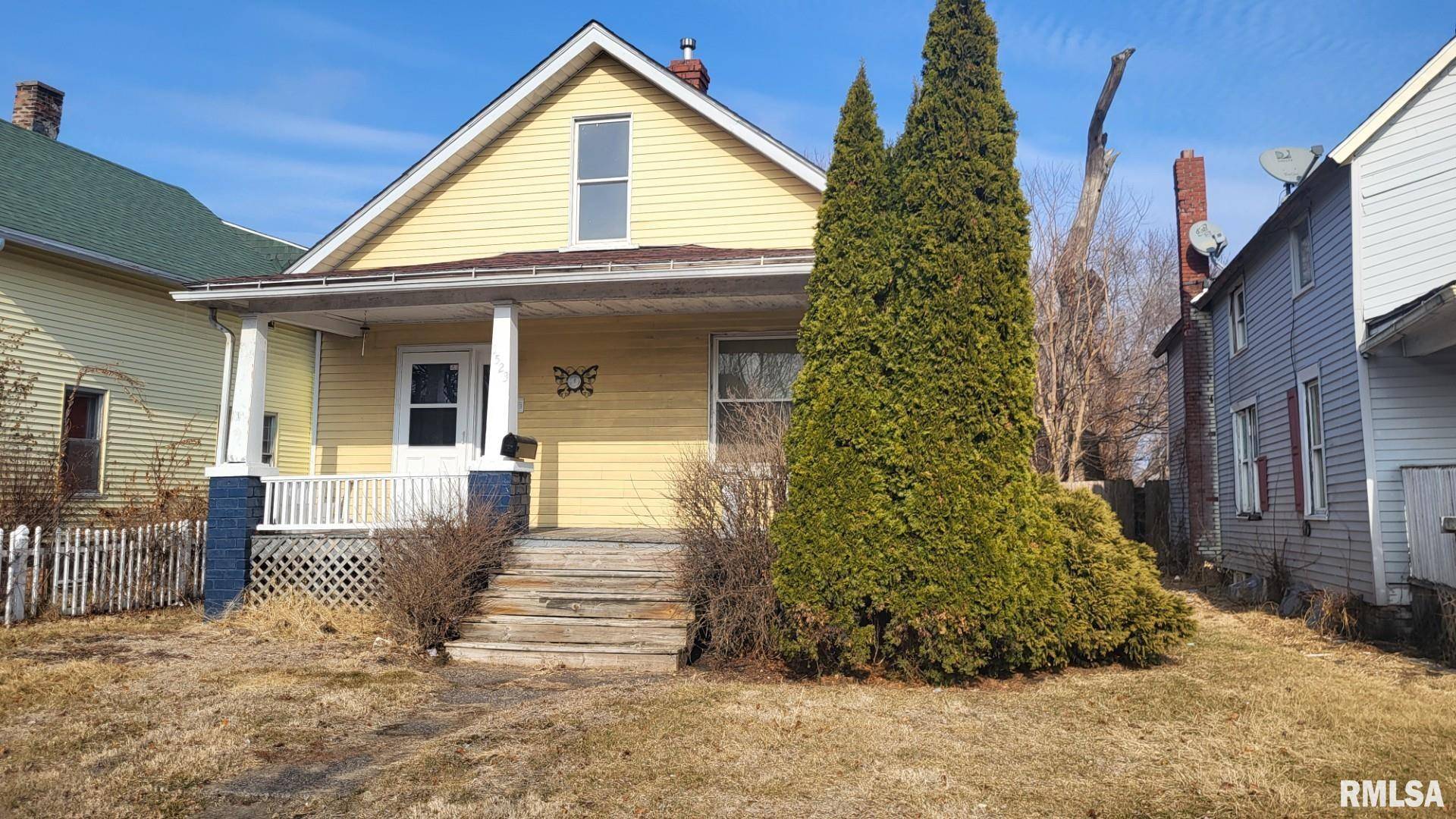 East Moline, IL 61244,1523 10TH AVE