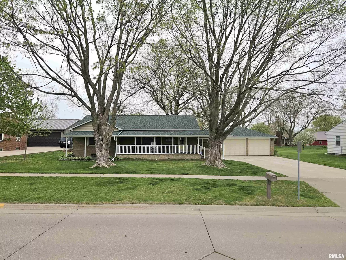 Wilton, IA 52778,718 CYPRESS ST