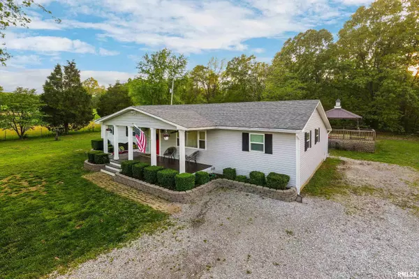 Stonefort, IL 62987,60 PALESTINE RD