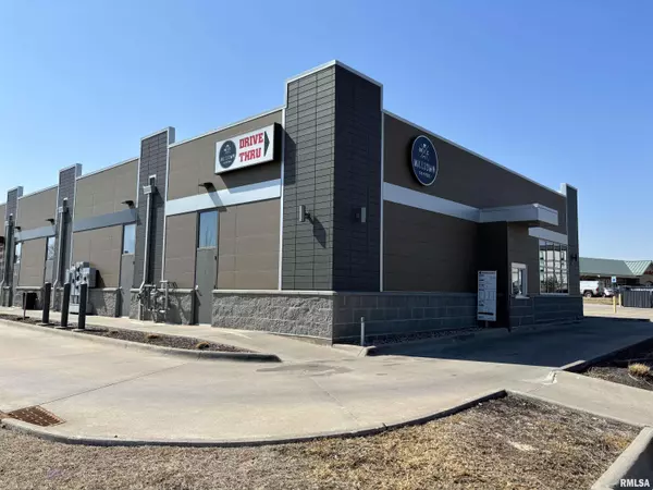 Bettendorf, IA 52722,1025 UTICA RIDGE PL