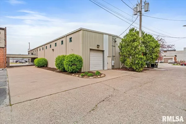 Rock Island, IL 61201,609 17TH ST