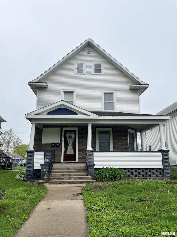 226 2ND Avenue South, Clinton, IA 52732
