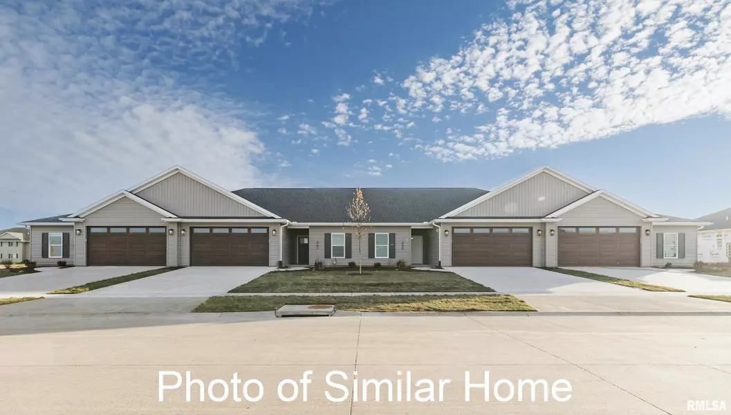 551 N 3RD AVE, Eldridge, IA 52748